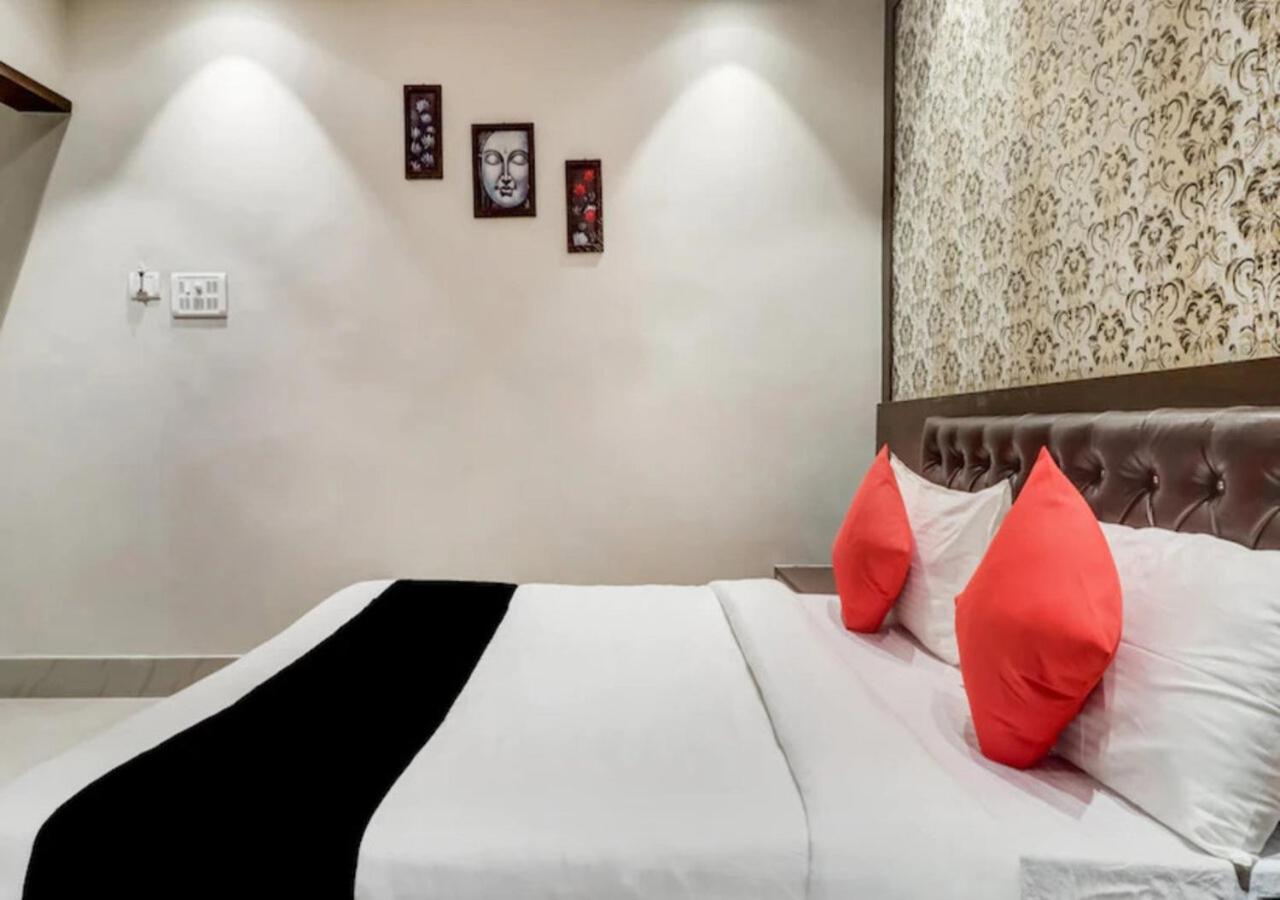 Отель The Ganga Residency Barh Экстерьер фото